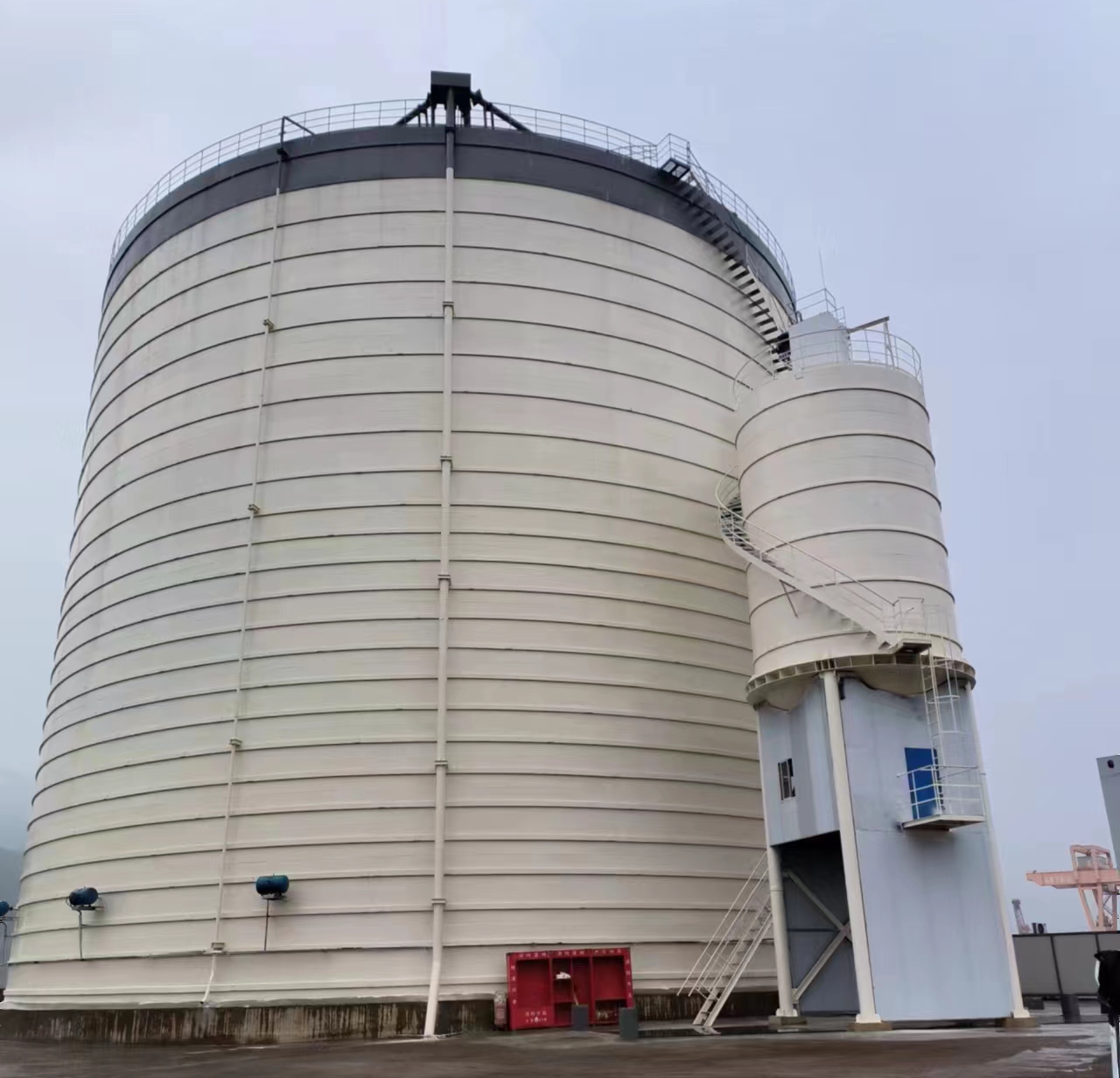 贡觉10万吨水泥钢板库